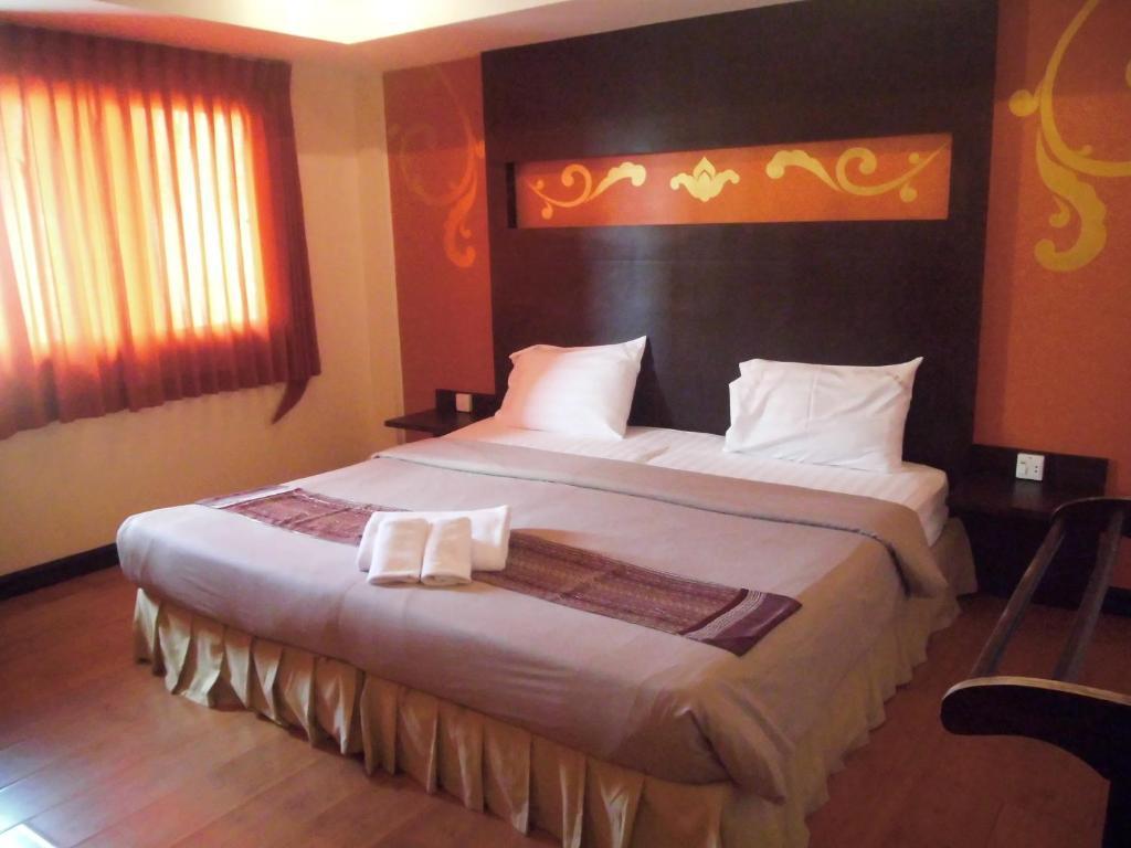 Hotel Baan Chalelarn HHQ Zewnętrze zdjęcie
